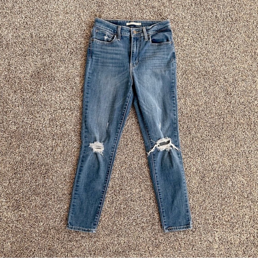 {Levi’s} skinny jeans